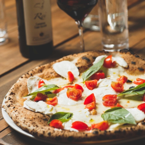 Giro — the fine art of pizza Napolitana